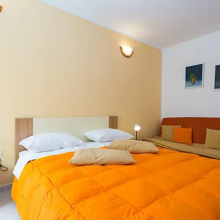 Graziella Apartment